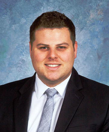 Zach-Schiff-Headshot